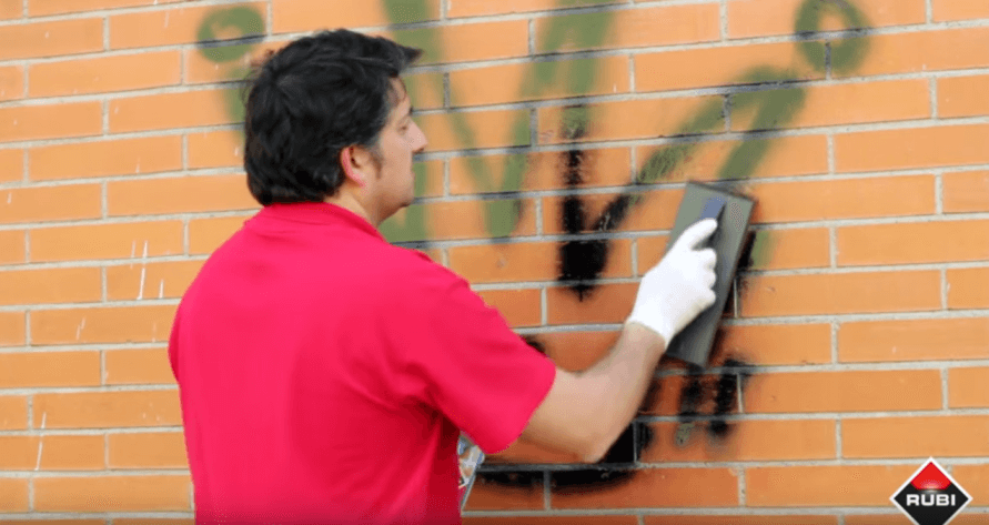 Como quitar un grafiti